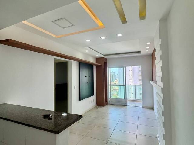 #439 - Apartamento para Locação em Campos dos Goytacazes - RJ