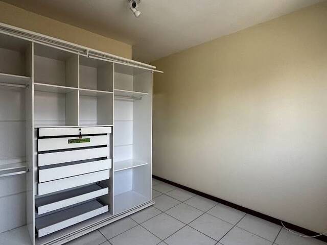 #440 - Apartamento para Locação em Campos dos Goytacazes - RJ