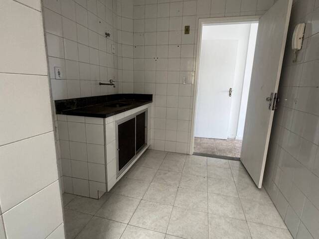 #446 - Apartamento para Locação em Campos dos Goytacazes - RJ